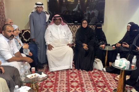 متحف صلح الحديبية يستقبل جمعيه رعايه الصم والبكم بالشرقية من الجالية المصرية بمكة المكرمة