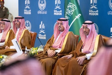 برعاية خالد الفيصل.. إطلاق 17 مشروعًا صناعيًا وتطويريًا بقيمة تتجاوز 2.5 مليار ريال في جدة ومكة المكرمة