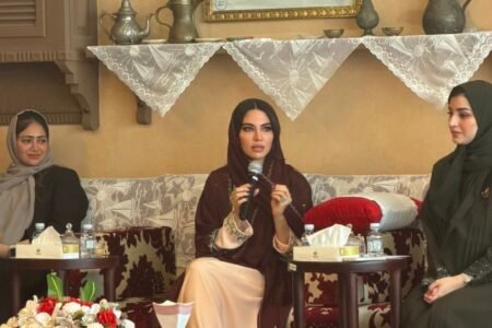 علياء الصواف: الهوية المحلية بوابة الوصول إلى العالمية في لقاء “رحلة الازياء بغرفة مكة