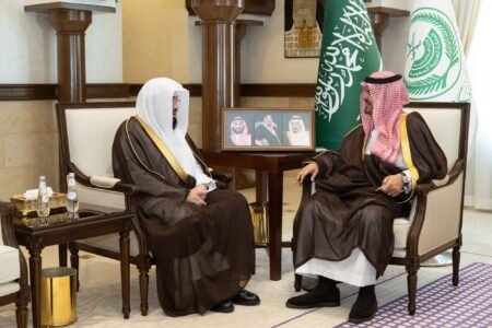 نائب أمير منطقة مكة المكرمة الأمير سعود بن مشعل يستقبل الشيخ بندر بليله