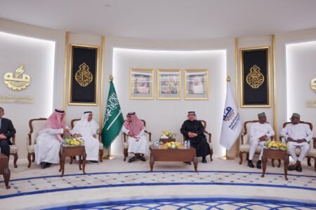 بحضور دبلوماسيين.. إفطار غرفة مكة المكرمة السنوي يعزّز الشراكات الدولية