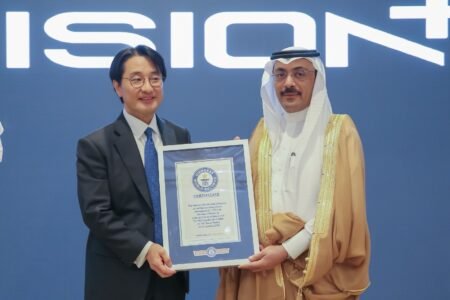 أمين الطائف يدشن مشروع الواجهة الجبلية .. وتسجيل أعلى شاشة إعلانية في العالم بموسوعة “غينيس”