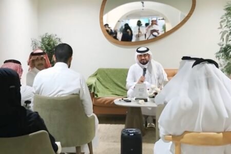 قراءة السلوك المهني عبر الأدب، أمسية ثقافية يقدّمها فالح الدوسري بحضور نخبوي