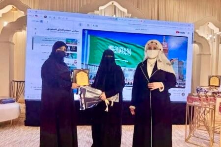 تدشين نادي الريادة الأدبية بمدينة جدة بحضور عدد من المثقفين والإعلاميين