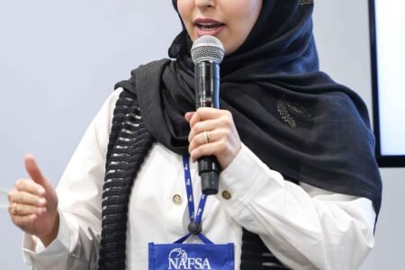 الجامعة السعودية الإلكترونية تستعرض نموذجها الرقمي وشراكاتها الدولية في مؤتمر “نافسا” 2026