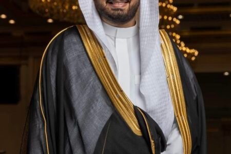 المؤثر الاجتماعي انس فاز يحتفل بزواجه  بإحدا القاعات الفخمه بمكة