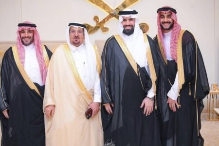 تآلف الإعلام والرياضة في ليلة الوفاء.. والنمشان يحتفي بزفاف نجله محمد