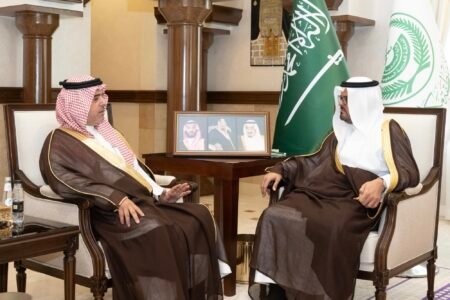 نائب أمير منطقة مكة يطّلع على أعمال أمانة العاصمة المقدسة وجهودها الرقابية